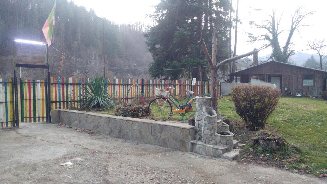 Къща за гости Дъга Cherni Osum Екстер'єр фото